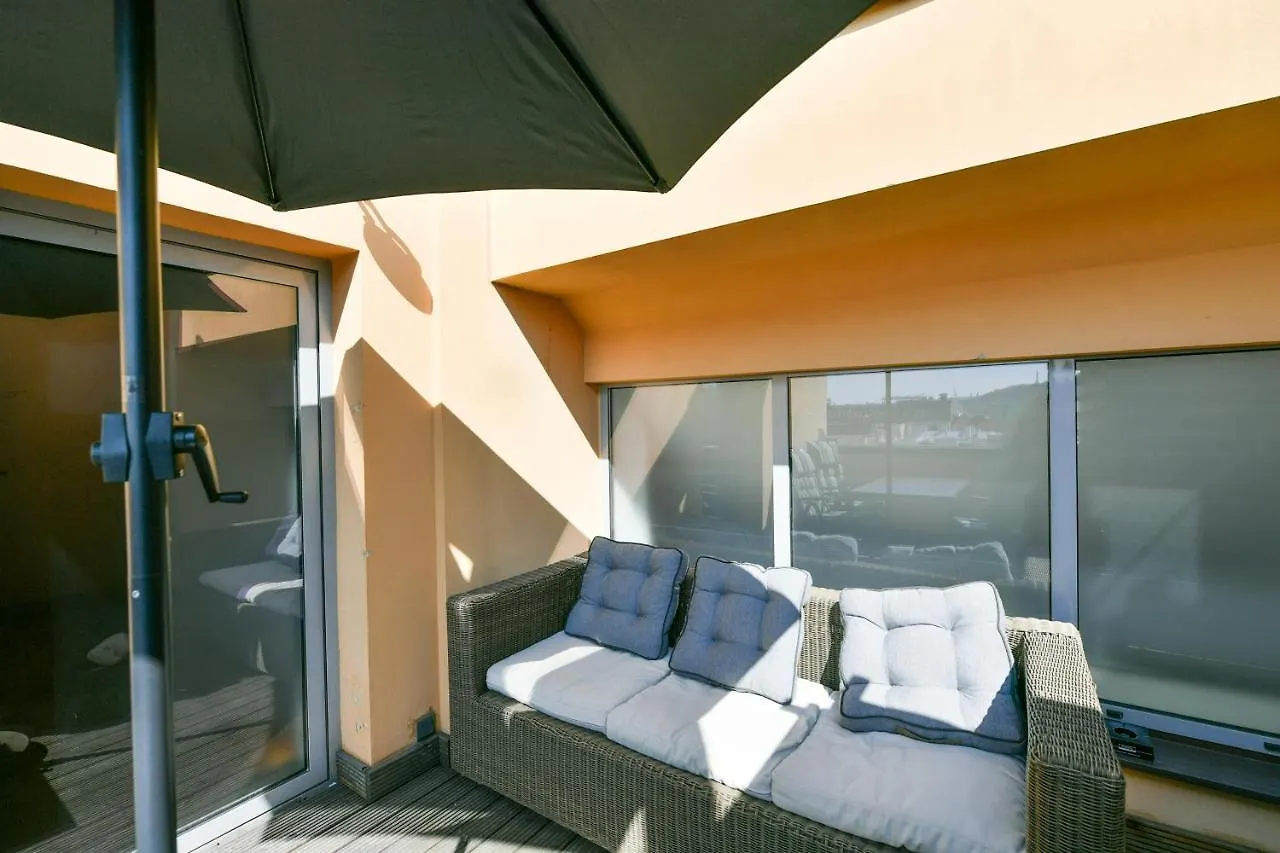 Luxury Central Penthouse With Sauna, Terrace, 250M2, 5Bdrm, 3Bthrm Prag 0*,