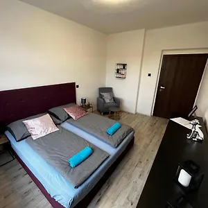  Apartment Large 3 Bedroom With Skyline View Tschechische Republik