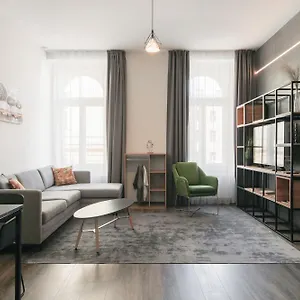 Coru House شقة
