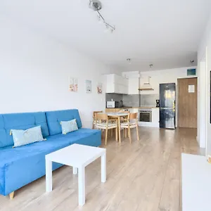  Apartment Apartamentyprzymorzu Baltycki Z Miejscem Postojowym I Ogrodkiem Polen