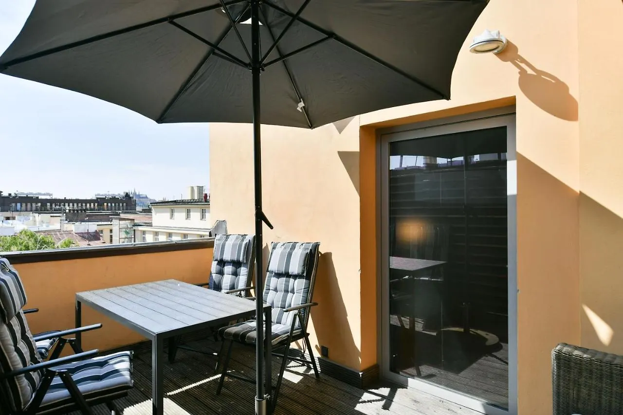 פראג Luxury Central Penthouse With Sauna, Terrace, 250M2, 5Bdrm, 3Bthrm 0*,  צ'כיה